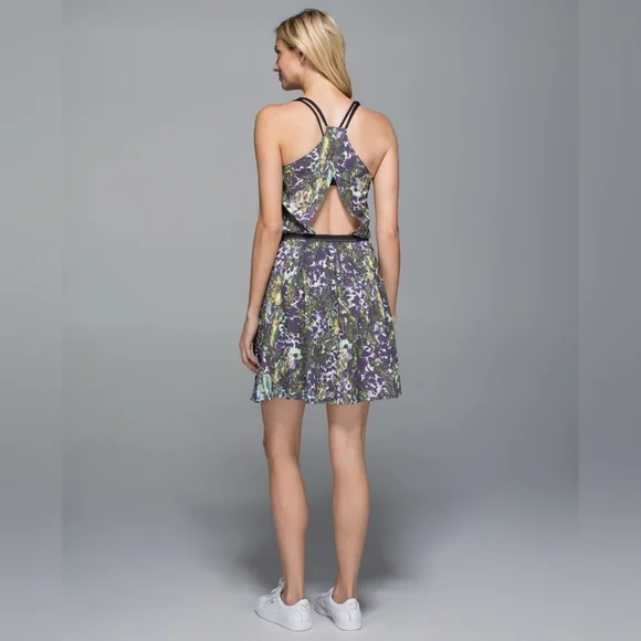 Lululemon - City Summer Dress - Size 4 - Picture 4 of 16